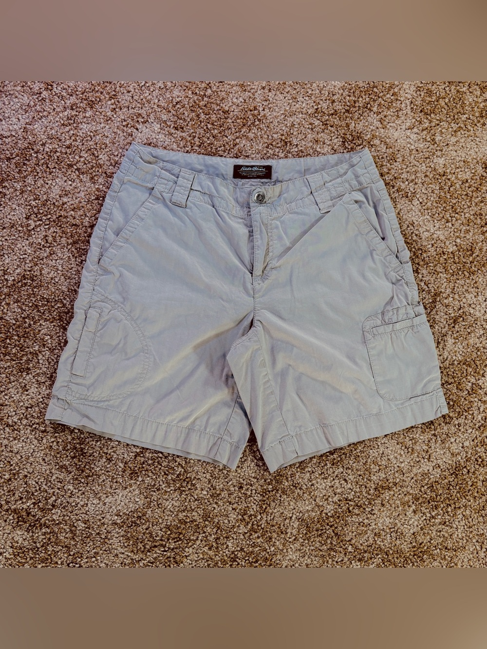 Eddie Bauer Women’s Khaki Cargo Shorts Size 2 Performance Utility Outdoor Casual